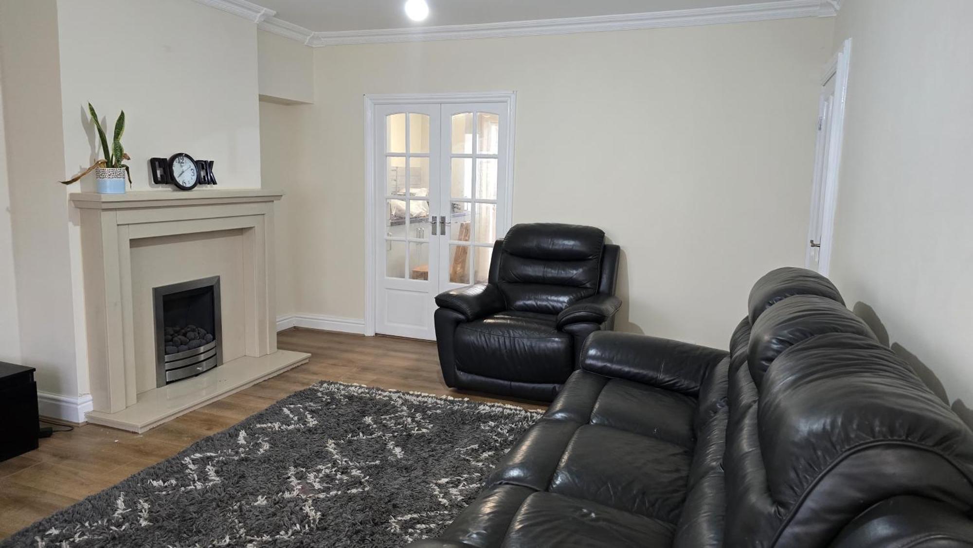 Entire Three Bedroom House In Birmingham Kültér fotó