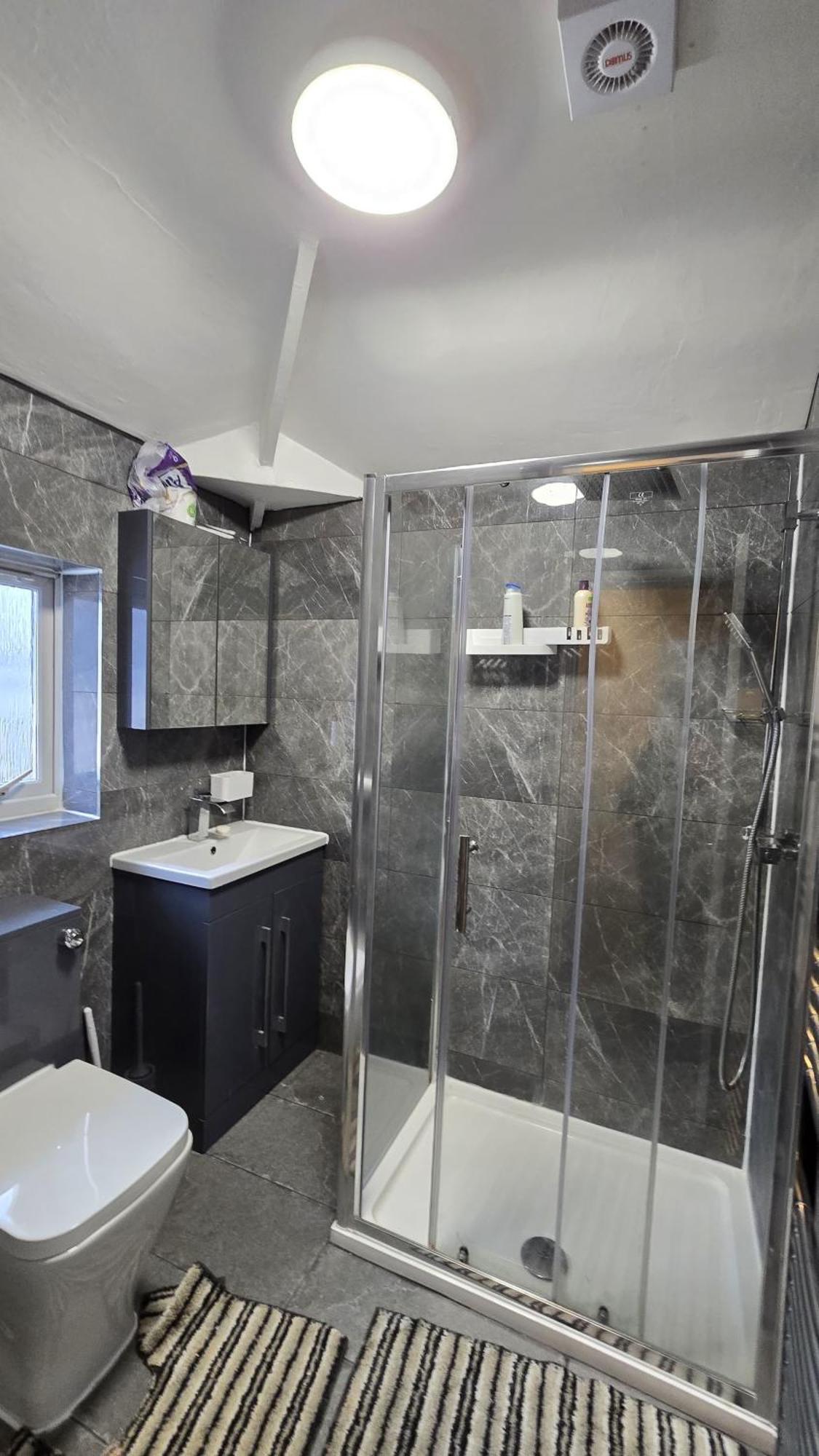 Entire Three Bedroom House In Birmingham Kültér fotó