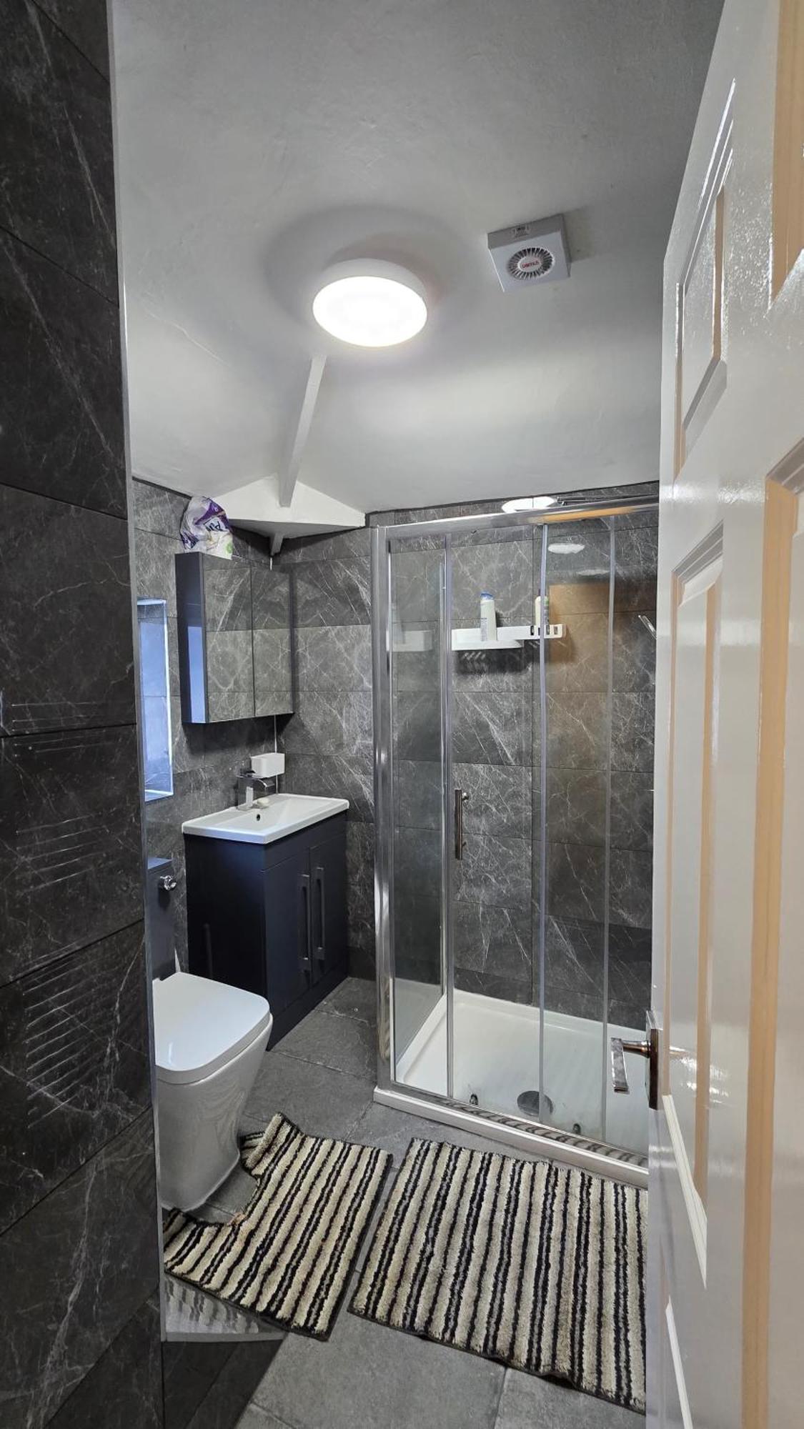 Entire Three Bedroom House In Birmingham Kültér fotó